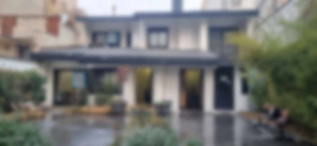 نمای مدرسه